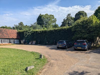 Estate Workshops, Albury Estate, Guildford, D1 (Non Residential Institutions) / D2 (Assembly and Leisure) / Leisure / Office To Let - PXL_20240813_150653344.jpg