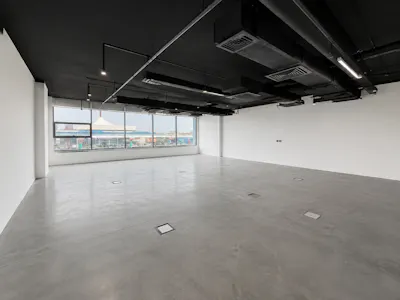 Eiffel 2, Umm Al Sheif, Sheikh Zayed Road, Dubai, Office To Let - image00012.png