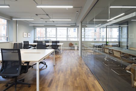 75-77 Great Portland Street, London, Office To Let - Open Plan Desks