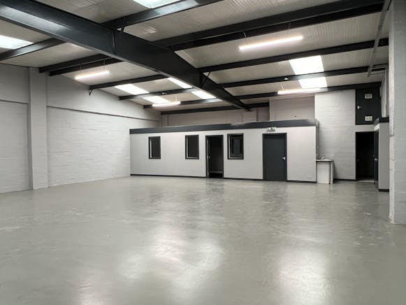 Carron Place, Kelvin Industrial Estate, East Kilbride, Industrial / Other To Let - IMG_0939.jpg