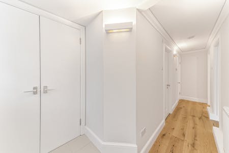 Cloudesley Street, London, Residential Flat To Let - Entrance Hallway