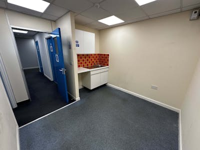 372-374 Harlaxton Road, Grantham, Office To Let - Internal3.jpeg
