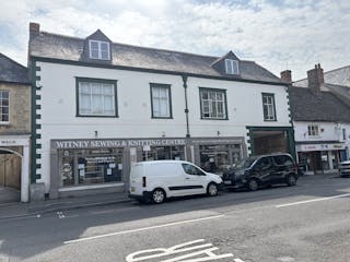 52 High Street, Witney, Retail To Let - IMG_5455.JPG