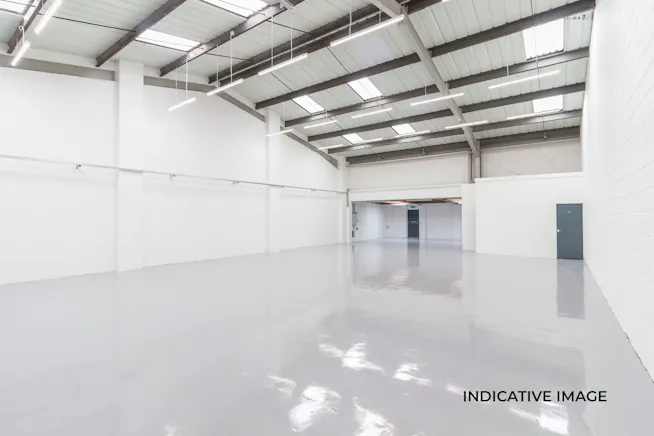 Unit B05, National Works Trading Estate, Hounslow, Industrial / Warehouse To Let - 2 ii.jpg
