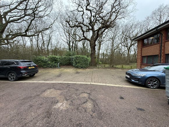 6 Argent Court, Basildon, Office For Sale - WhatsApp Image 2026-02-27 at 11.51.36.jpeg