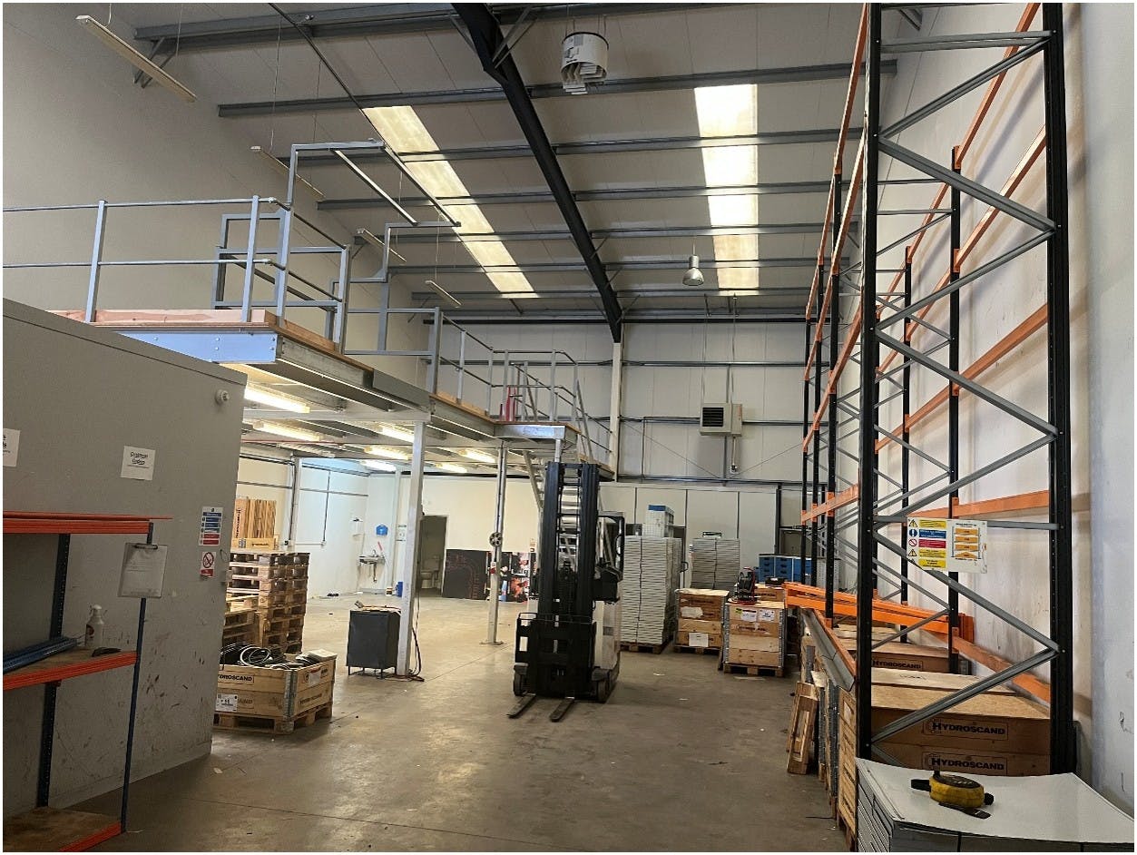 Industrial Unit in Southampton - photo 4
