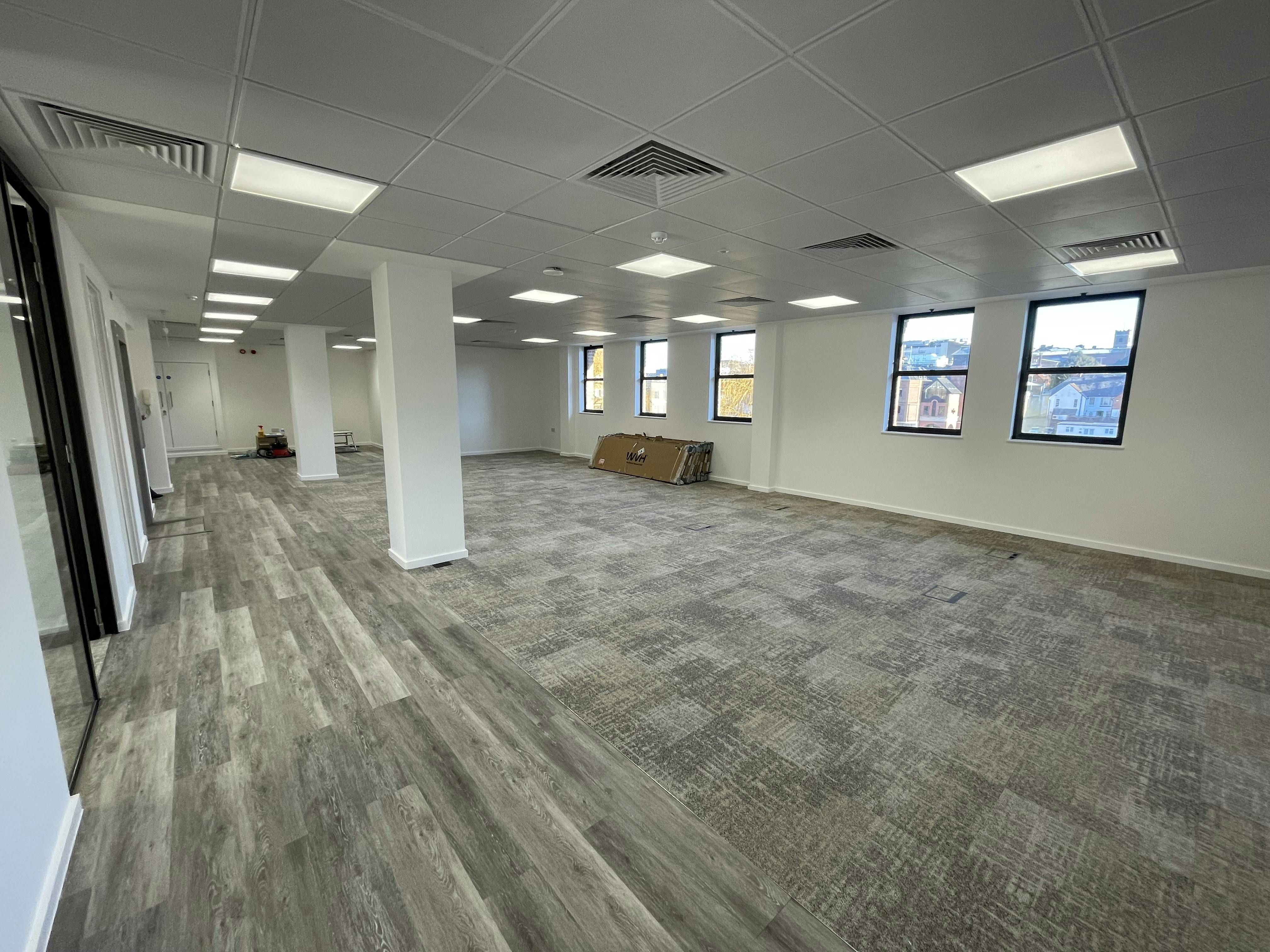 Hays House, Guildford, Offices To Let - IMG_5795.JPG