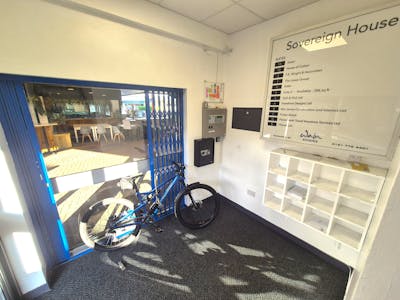 Sovereign House, Stockport, Office To Let - 20250501_075110.jpg