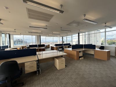 Town Centre House, 6th Floor Merrion Centre, Leeds, Office Lease Assignment - IMG_3627.JPG