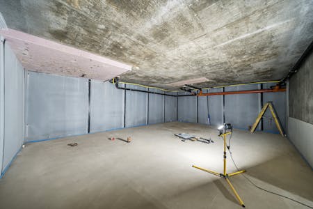 299 Manchester Road, London, D2 (Assembly and Leisure) / Leisure To Let - 130215813683dc8cfa550e.jpg
