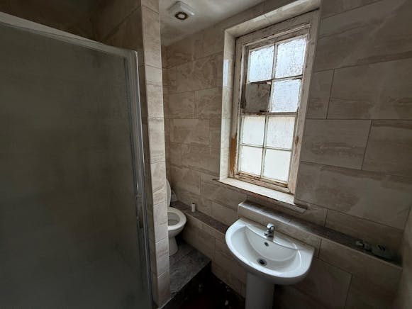 The Rectory, Westcliff-on-Sea For Sale - WhatsApp Image 2026-03-31 at 11.14.08 AM (2).jpeg