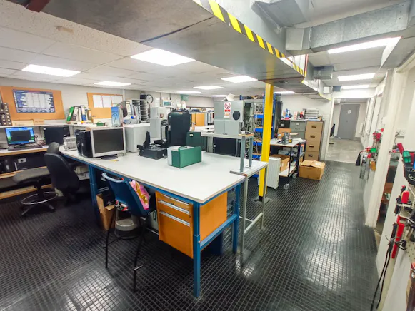 Unit 2 Kildare Close, Middlesex, Industrial / Warehouse To Let - 2.jpg