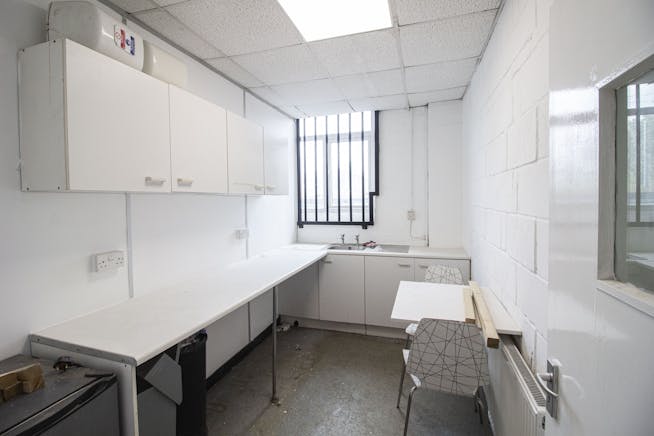 Unit 7 Concord Business Centre, Acton, Industrial / Warehouse To Let - 8.jpg