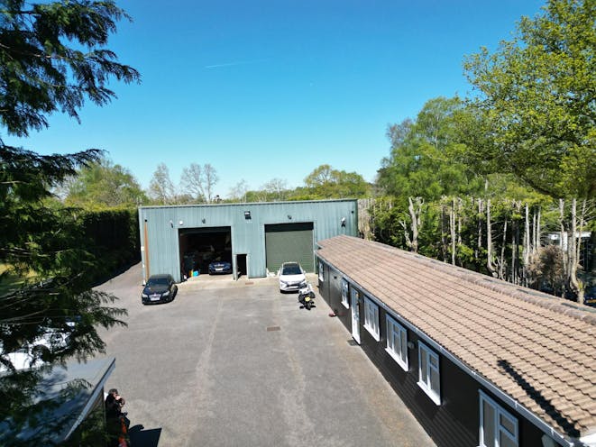 Silver Birches Yard, Reading, Industrial / Warehouse / Open Storage To Let - 1.jpg