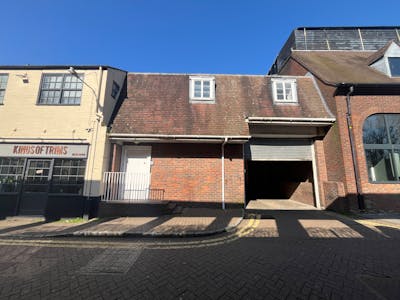 First Floor Offices, 34 Market Square, Aylesbury, Office To Let / For Sale - 20260319_110335892_iOS.jpg