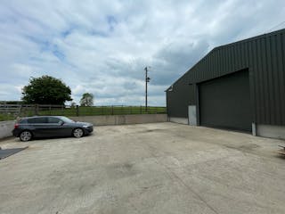 Unit 1 Berryfield Farm, Aylesbury, Industrial To Let - IMG_5800.JPG
