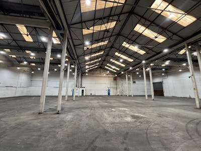 Unit D&E St. Catherines Park, Cardiff, Industrial To Let - IMG_8761.jpeg