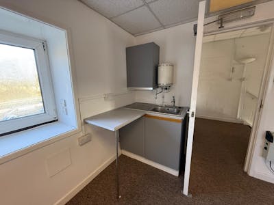 Unit 8 Park Gate Business Centre, Southampton, Industrial / Warehouse To Let - WhatsApp Image 2026-01-16 at 14.17.19 (4).jpeg