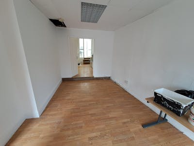 10 Hampton Court Road, Birmingham, Retail To Let - 1000002480.jpg