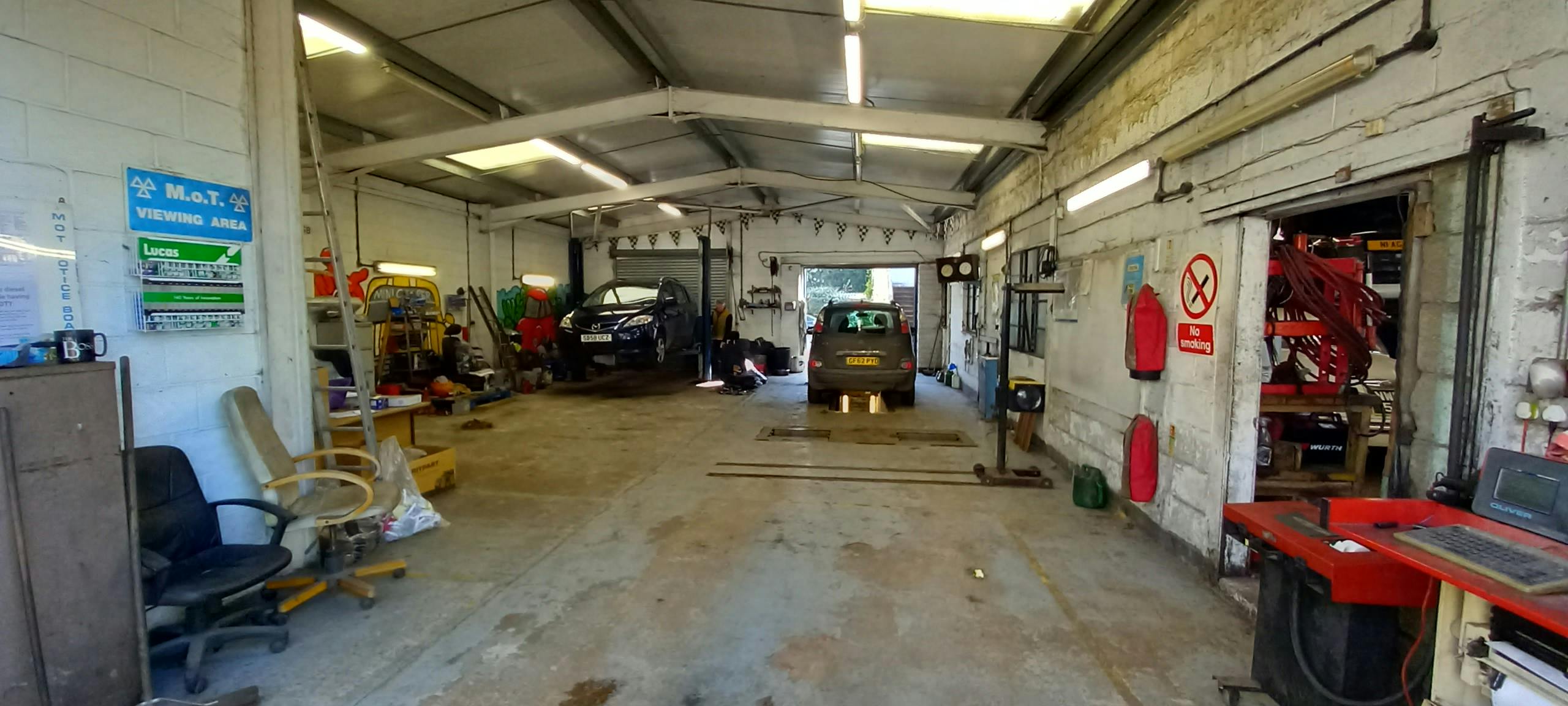 Retail/Shop in Wimborne - photo 4