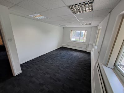 Gemini 8 Business Park, Kidderminster, Office To Let - 1000003397.jpg