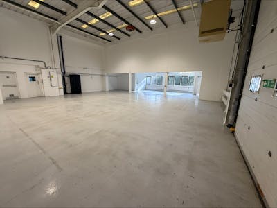 3Abloy House, Watford, Industrial / Trade Counter / Warehouse To Let - processed-AA9808A8-404F-4F11-A360-D5351EC16658.jpeg