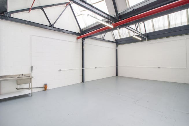 Unit F16, Acton Business Centre, Park Royal, Industrial / Warehouse To Let - 2.jpg