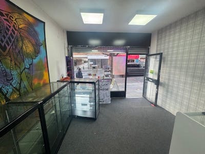 86 Camden High Street, Camden, Retail To Let - 1.jpg