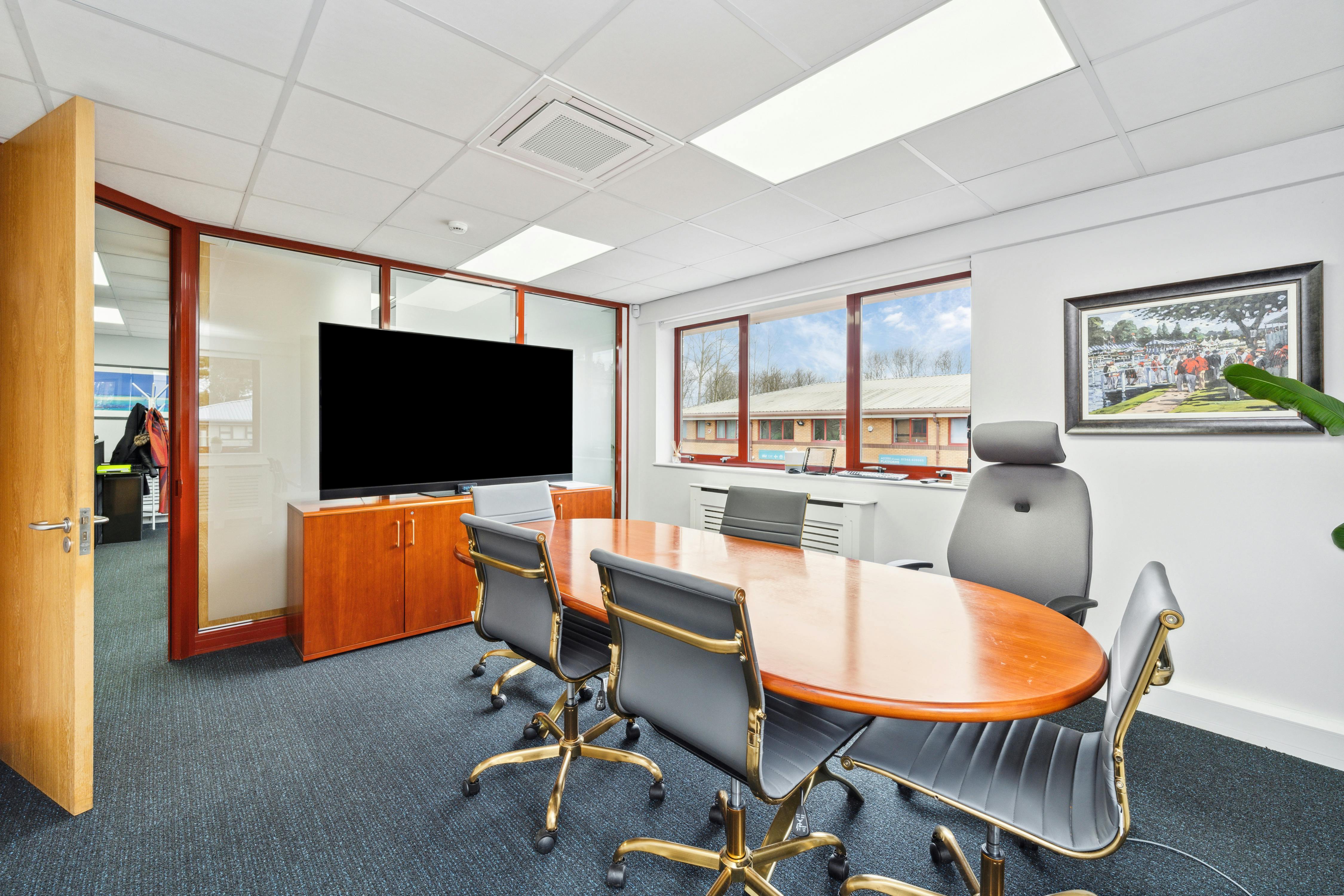 Retail/Shop in Fareham - photo 2