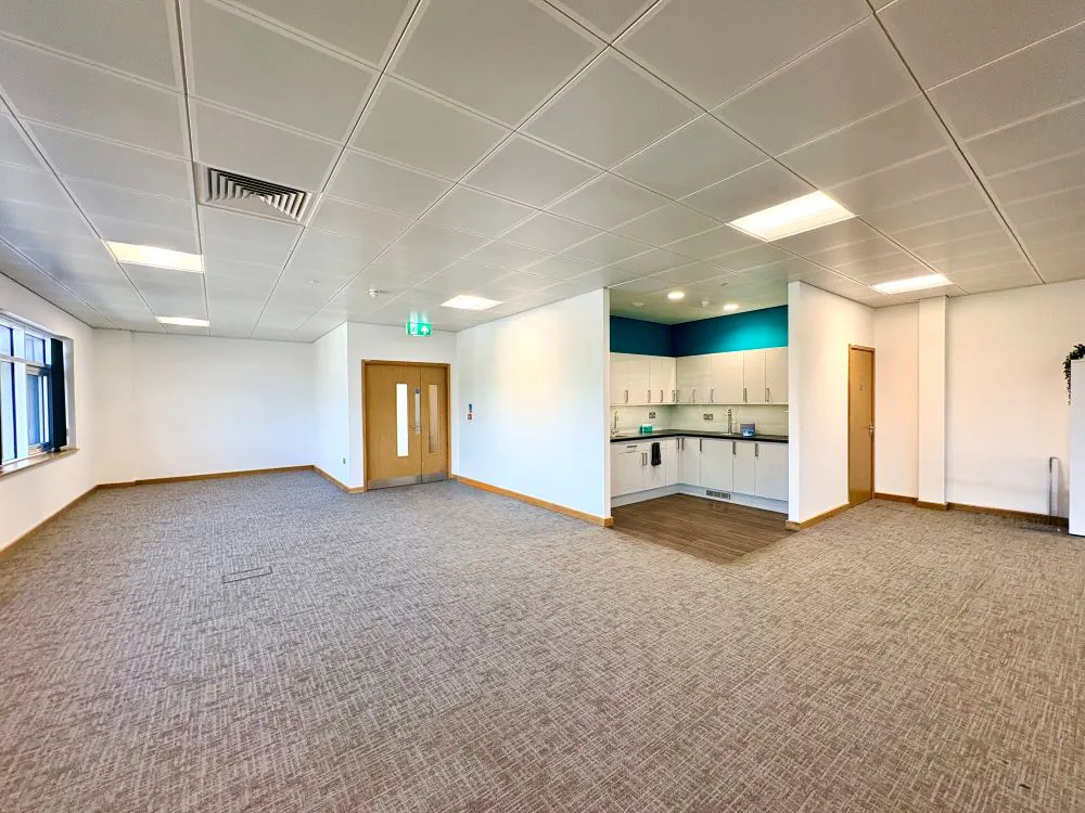 Office Suites Unit C Symmetry Park, Bicester, Office To Let - IMG_0213.jpg