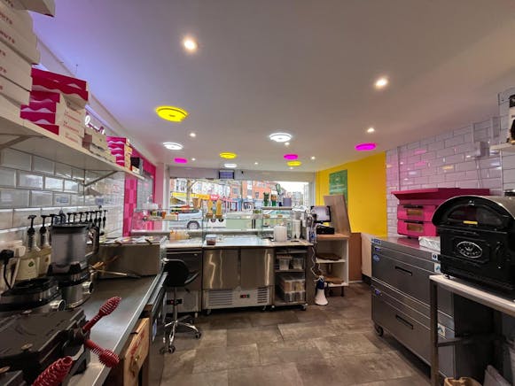 Retail Unit, 48 Kingsbury, Aylesbury, Retail Lease Assignment - WhatsApp Image 20251209 at 154037_915cd09b.jpg