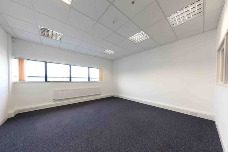 Units A&B Moses Winter Way, Wallingford, Industrial / Warehouse To Let - 6.jpg