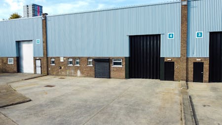 4 Apex Industrial Estate, White City, Industrial To Let - Apex ex.jpg