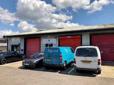 19 Fairway Business Centre, Portsmouth, Industrial / Trade Counter / Warehouse To Let - 1.jpg