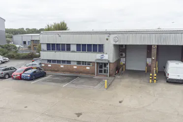Unit 15, Britannia Industrial Estate, Poyle, Industrial / Warehouse To Let - 1.2.jpg - More details and enquiries about this property