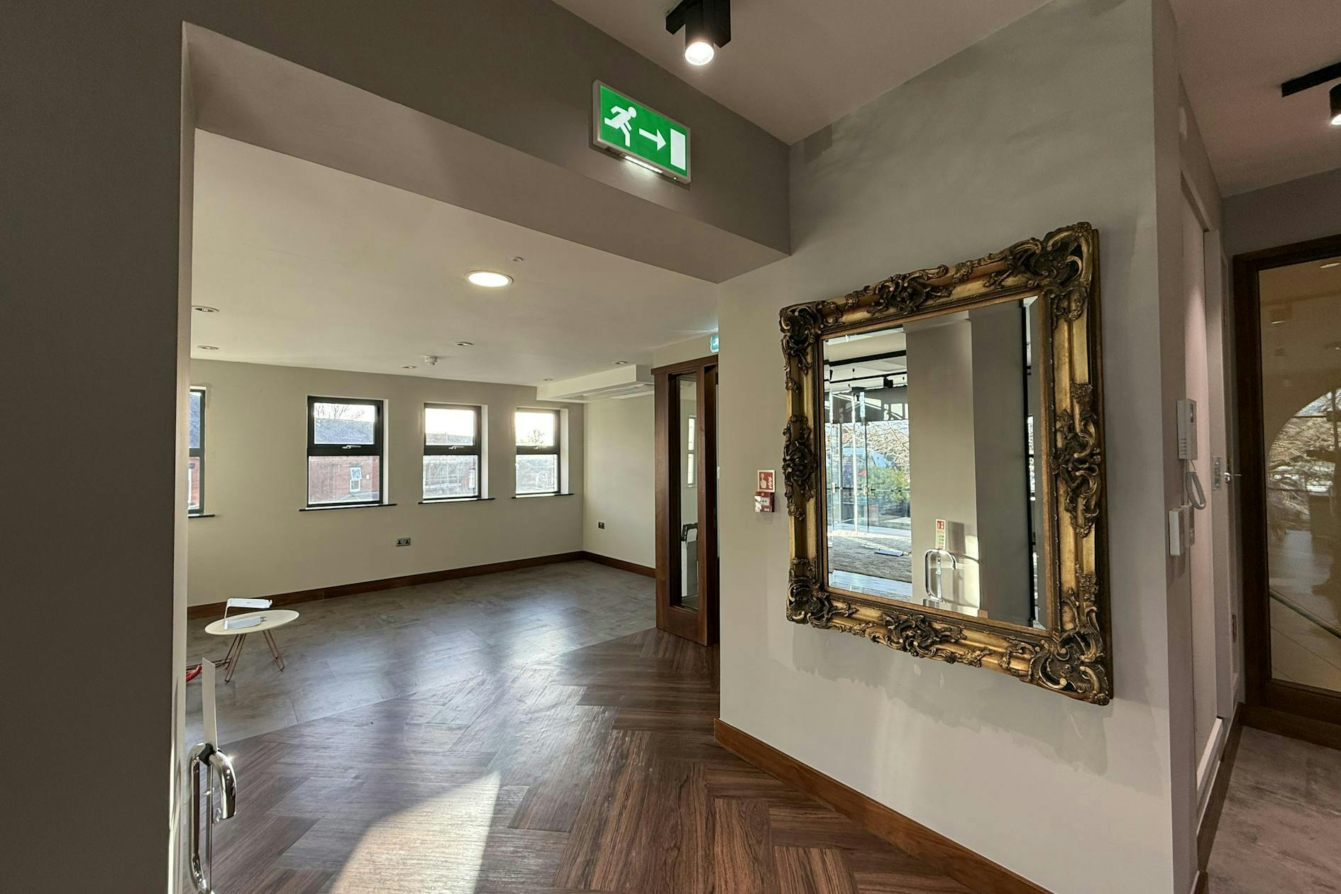 38 North Lane, Leeds, Offices To Let - 7fe294babb3137ef55f0e0865494b533-img-2170.jpg