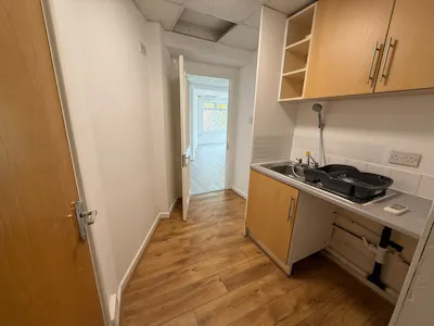 Unit 17 Clovelly Works Chelmsford Road, Rawreth, Office / Retail To Let - a2b276e4-21df-4dc8-be6f-729547df878f.jpg