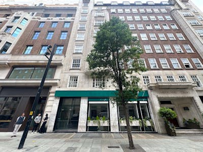 7-11 Great Cumberland Place, London, Retail To Let - Great Cumberland Place 3.jpg