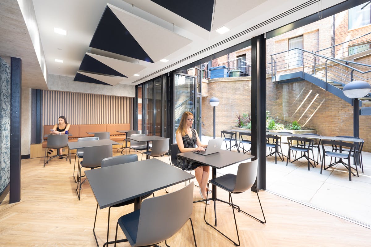 Office in London - photo 3