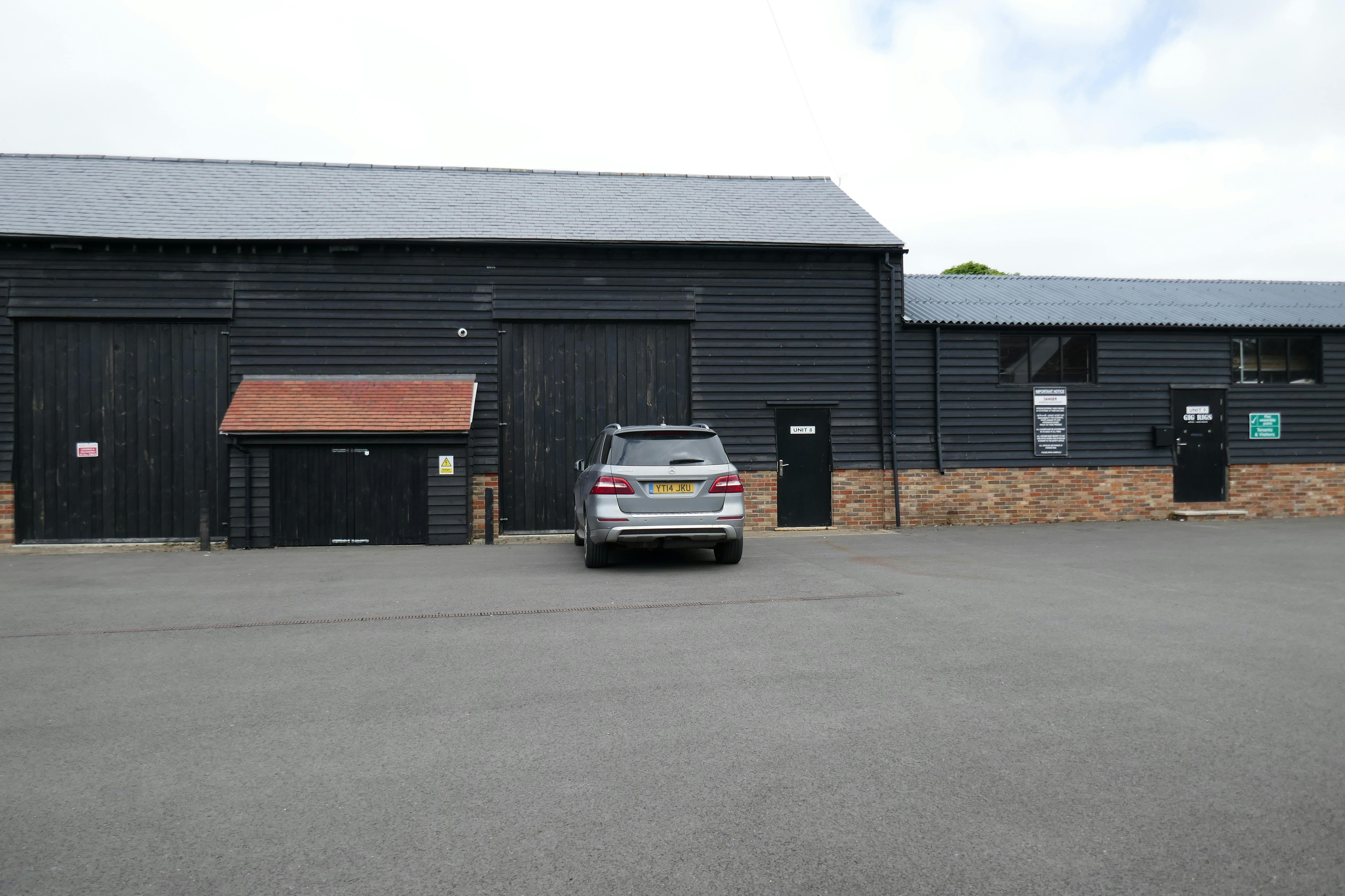 Unit 2 Crumps Farm, Crumps Farm, Sawbridgeworth, Offices To Let - P1000091.JPG