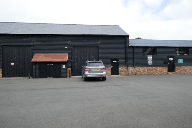 Unit 2 Crumps Farm, Crumps Farm, Sawbridgeworth, Offices To Let - P1000091.JPG