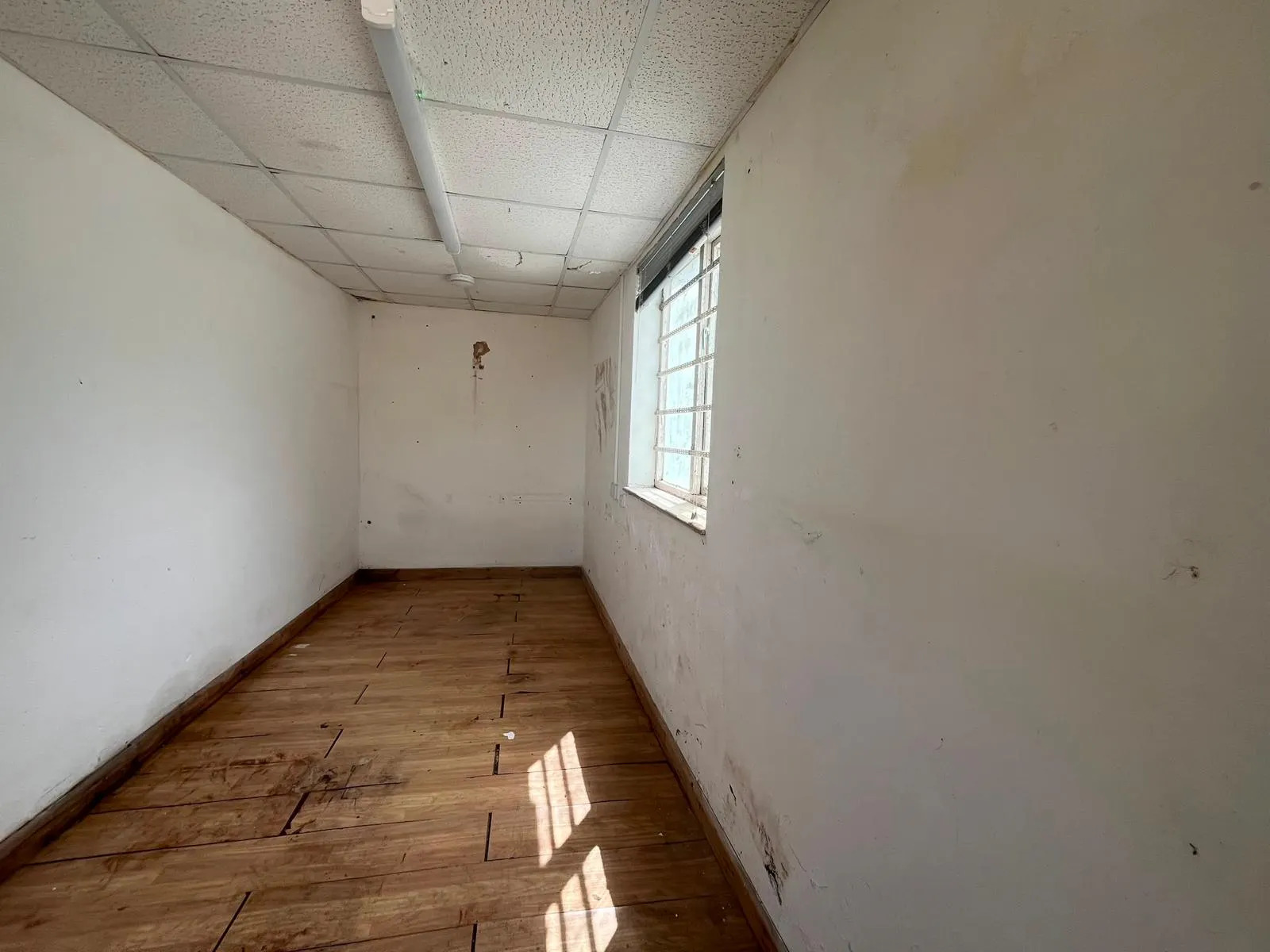 Unit 4 Brook End, Weston Turville, Industrial To Let - WhatsApp Image 2026-07-13 at 13.21.16 (1).jpeg
