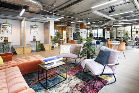 Runway East, Borough Market, 20 St. Thomas Street, London, Office / Serviced Office To Let - jpg_0002_BM Cafe area.jpg