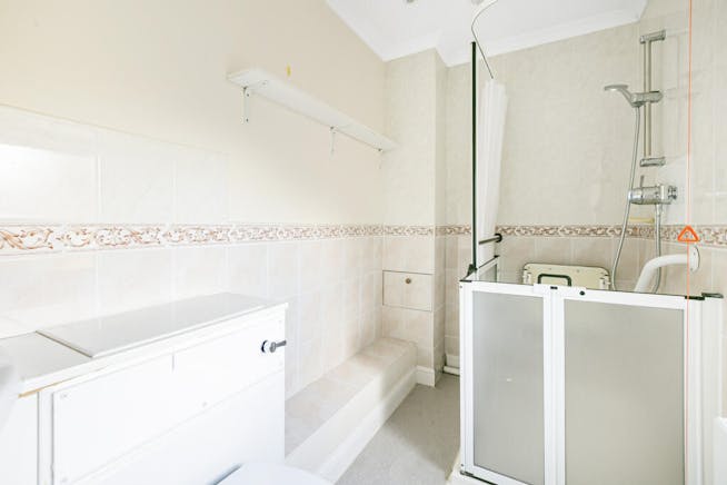 Abbeyfield House, Aylesbury To Let - d6ea0a6a2b86861e0917e0a58f367161.jpeg