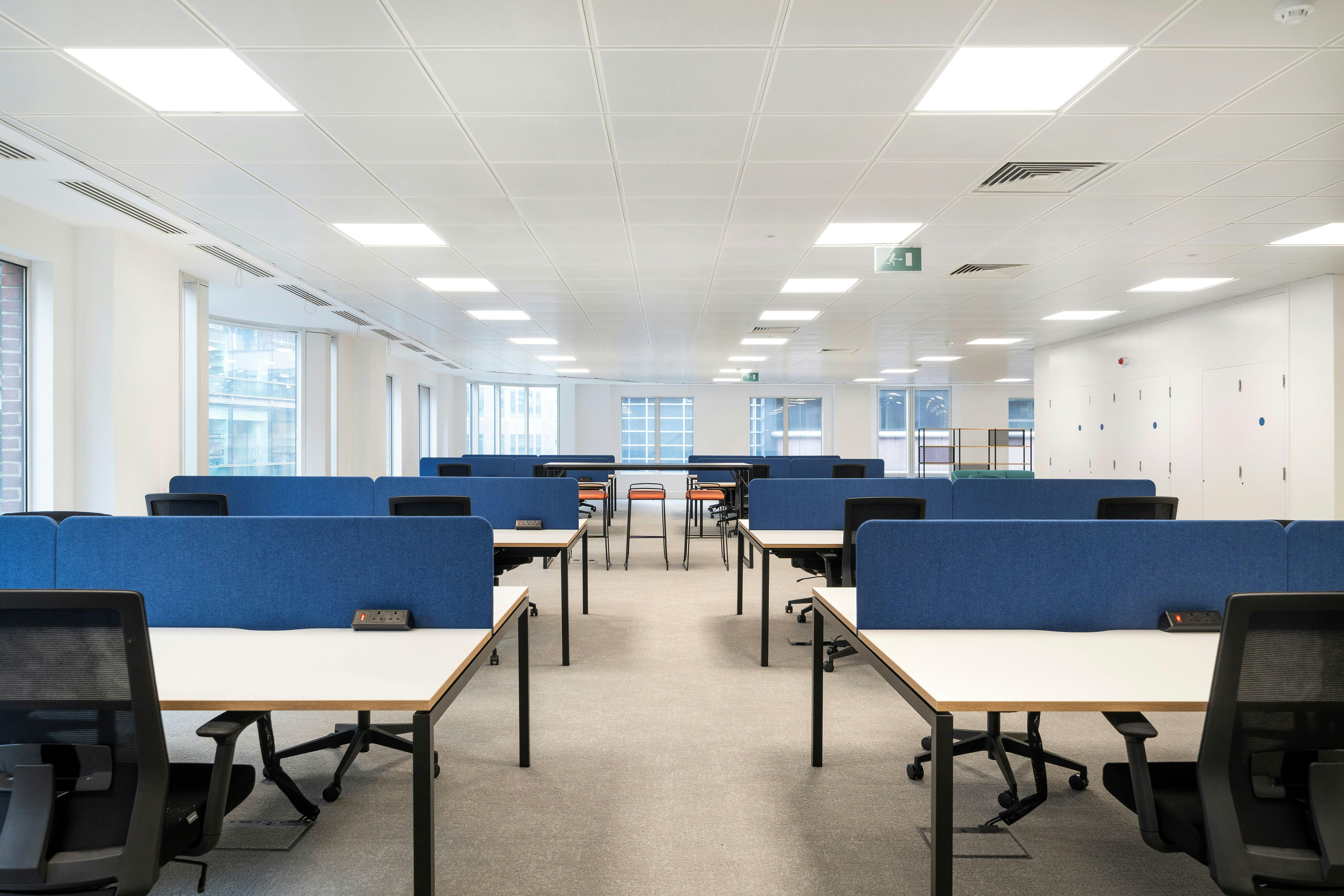 Office in London - photo 4