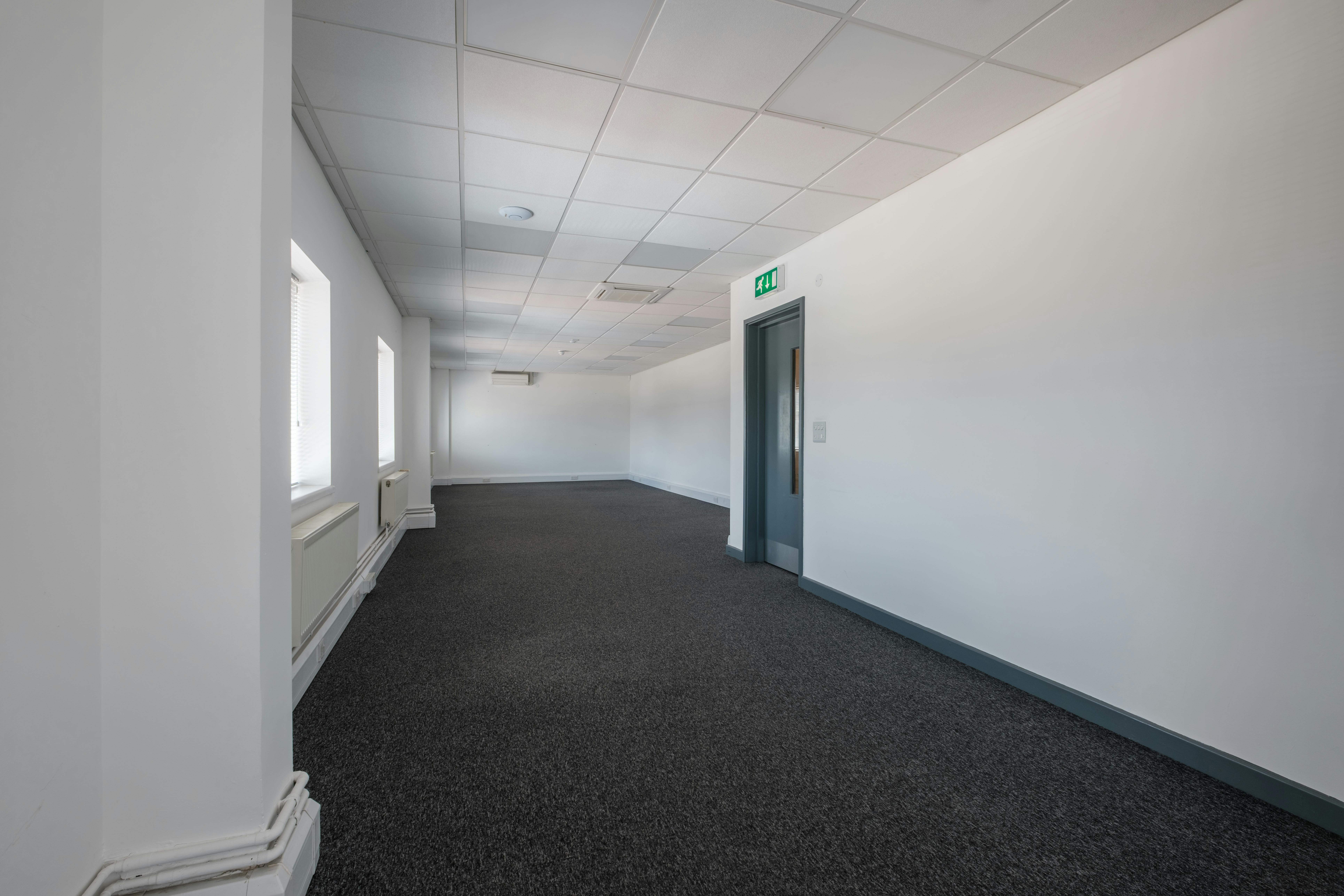 2 Ridgeway, Long Crendon, Industrial To Let - XT5A8423HDR.jpg