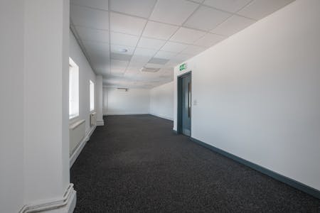 2 Ridgeway, Long Crendon, Industrial To Let - XT5A8423HDR.jpg