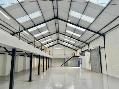 Unit C Sandfield Industrial Estate, Hampton, Industrial / Warehouse To Let - C Sandfield Warehouse 1.jpg