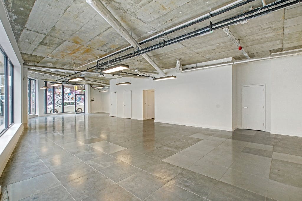 Office in London - photo 2