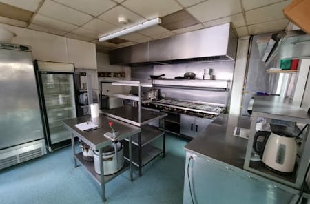 Unit 2, Crowborough, Industrial To Let - Unit 2 lexden lodge kitchen area 2.jpg